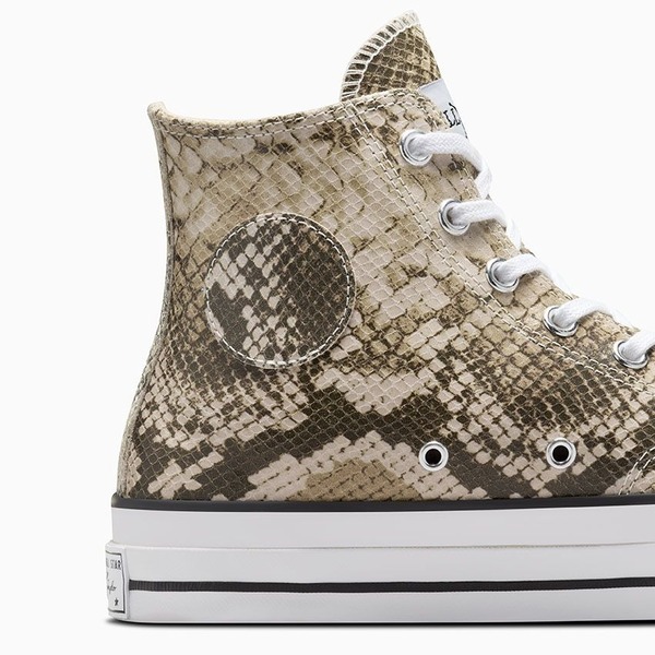 Official images of the Stüssy x Converse Chuck 70 'Snakeskin' |